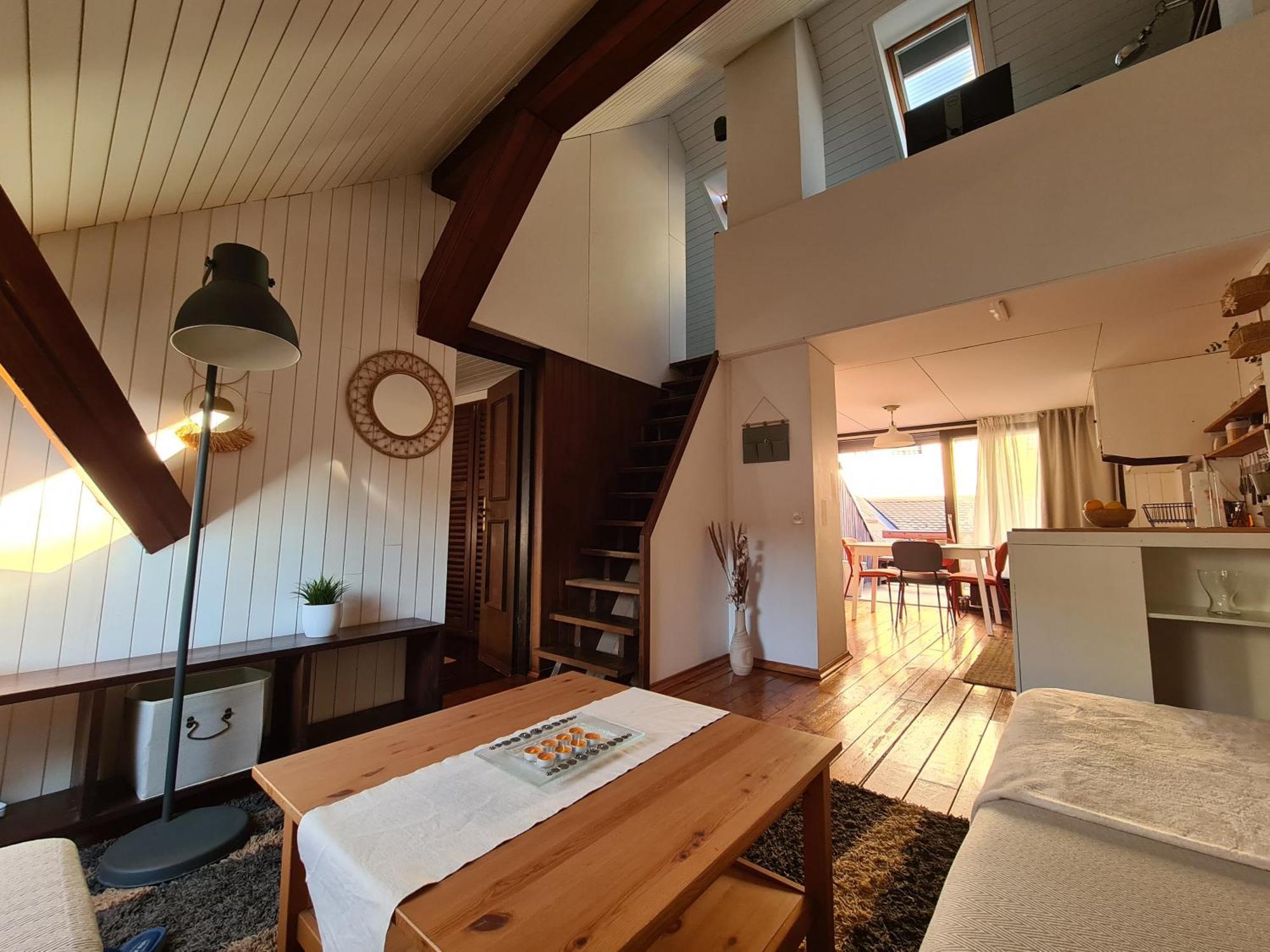Old Town Cabin Apartment Ζάγκρεμπ Εξωτερικό φωτογραφία
